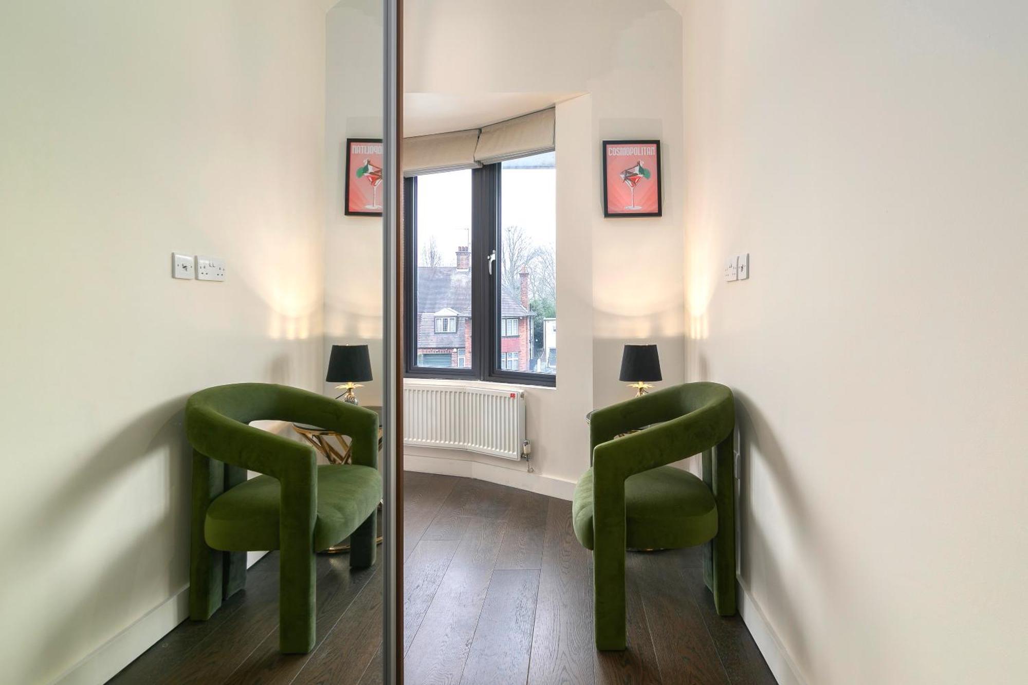 Cosy Flat London Apartment ภายนอก รูปภาพ